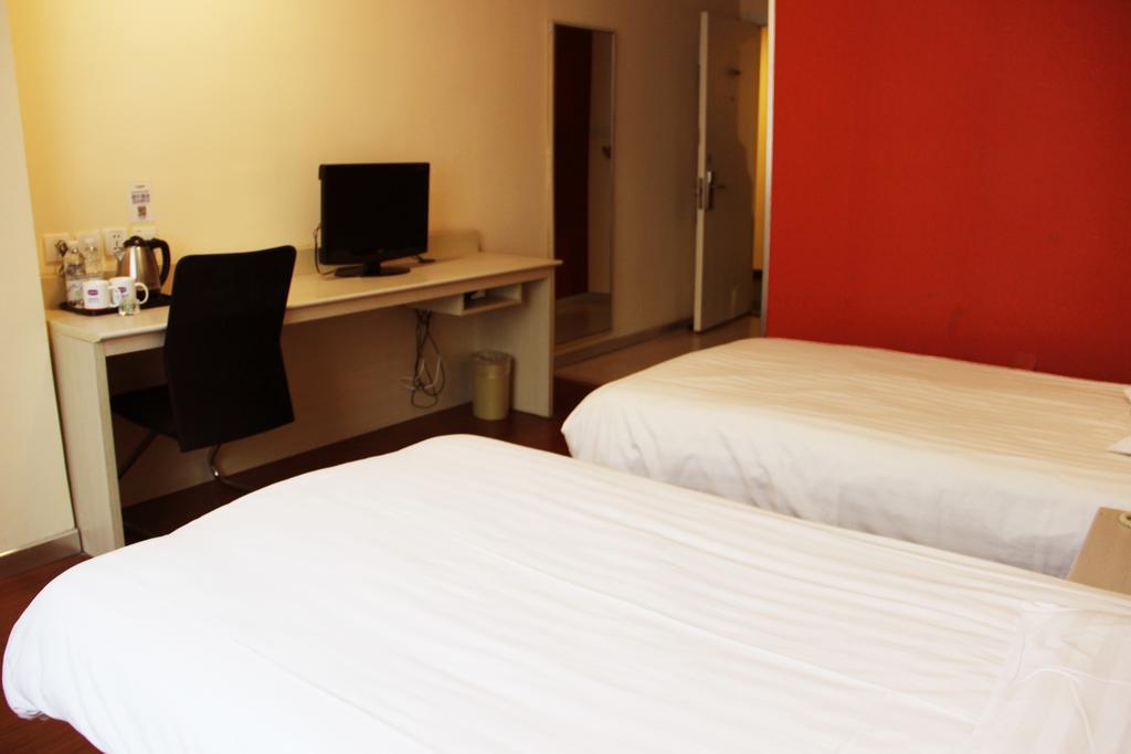 Hanting Express Nanjing Xianhemen Zimmer foto